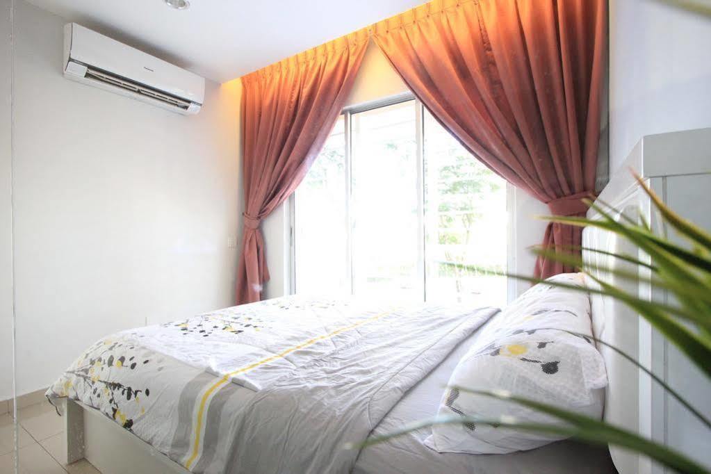 Lovage Stay Melaka Eksteriør bilde